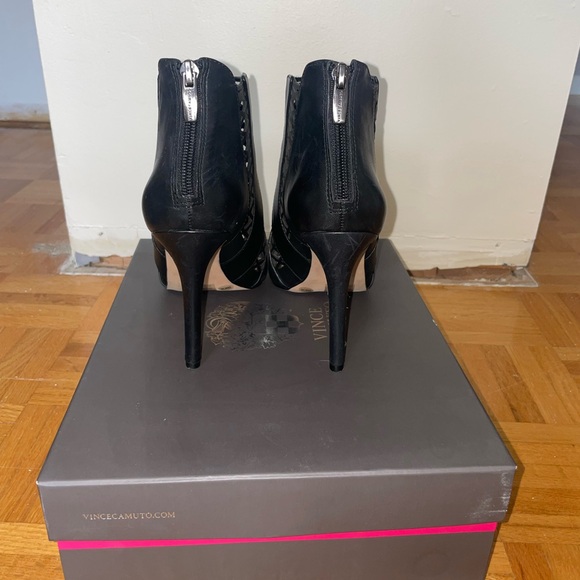 Vince Camuto high heels - Picture 3 of 5